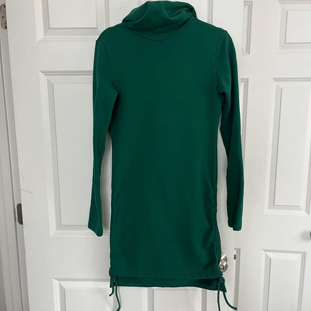 Fashion Nova green sweatshirt dress, L